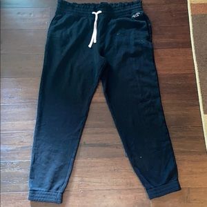 black holister sweatpants
